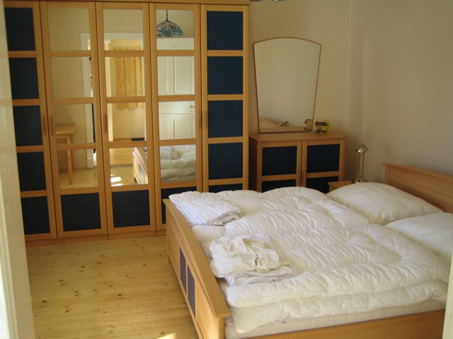 Bedroom2.jpg